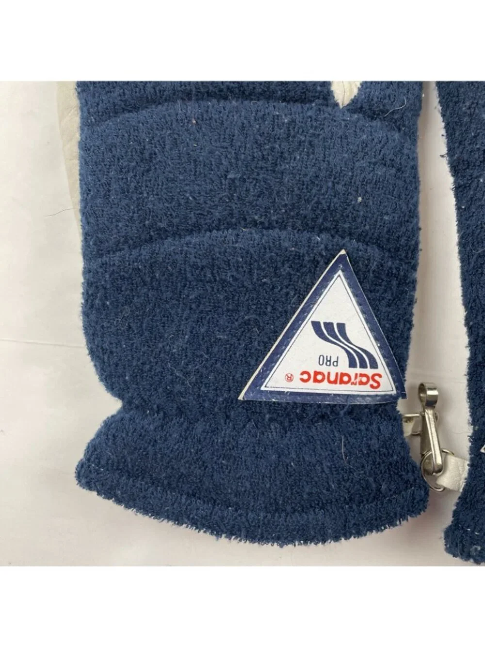 VINTAGE Saranac Thinsulate Gloves Women’s Medium Calfskin Palms Blue White